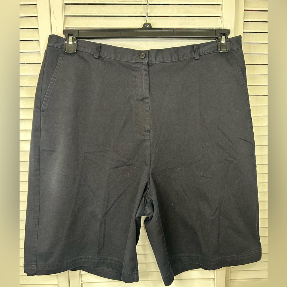 Lands End Black Casual Shorts Size 18‎